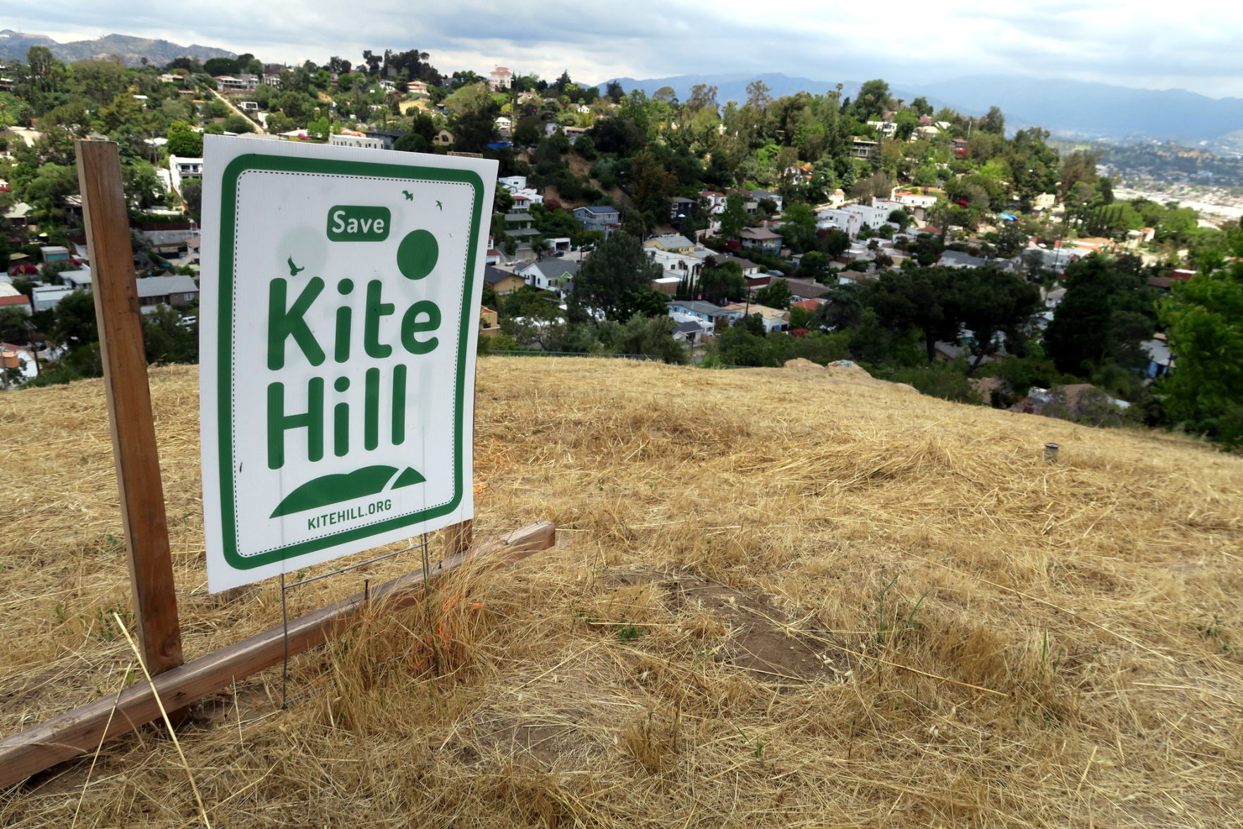 Save Kite Hill Sign in Elysian Heights